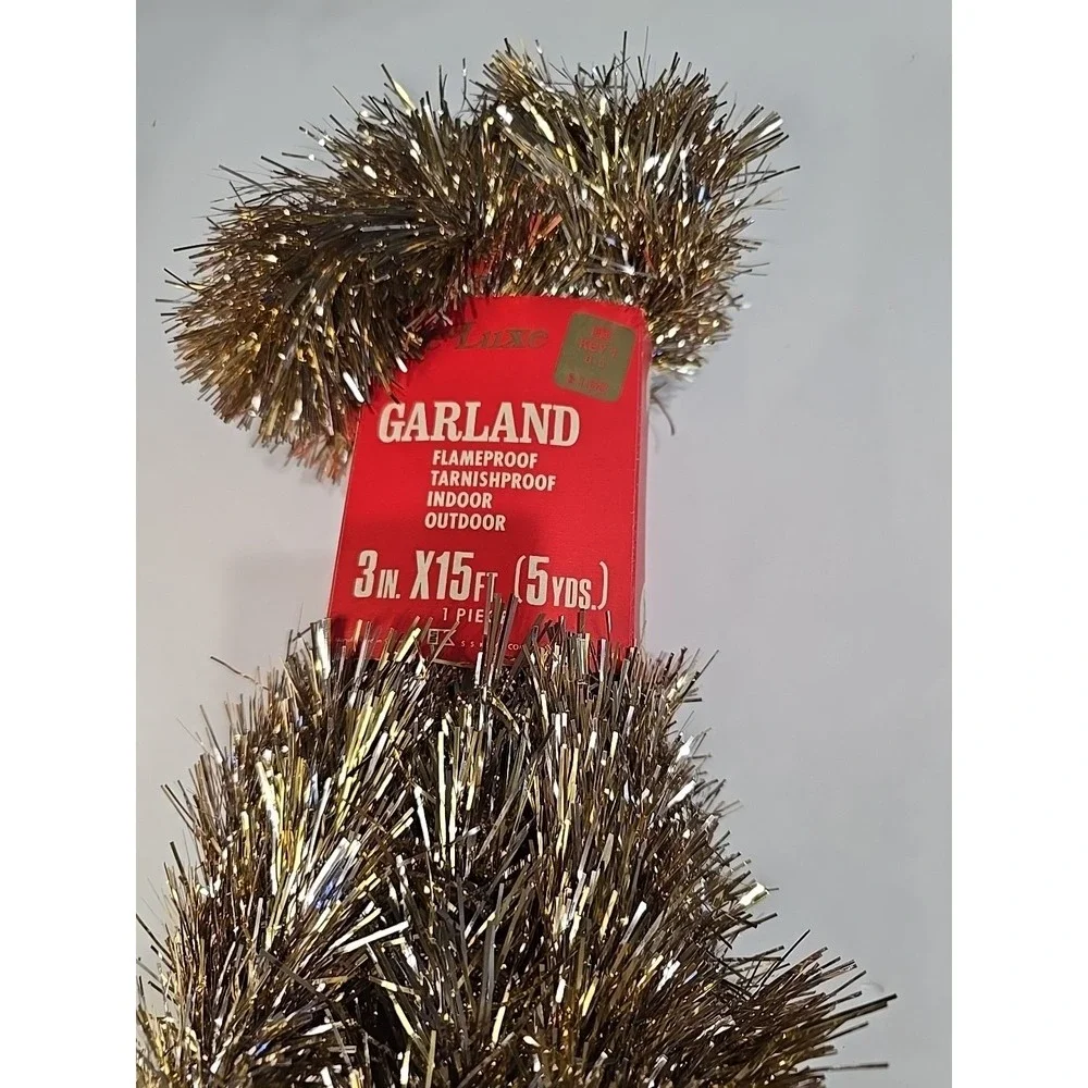 Vntg De Luxe Tinsel Garland 15 Ft. X 3